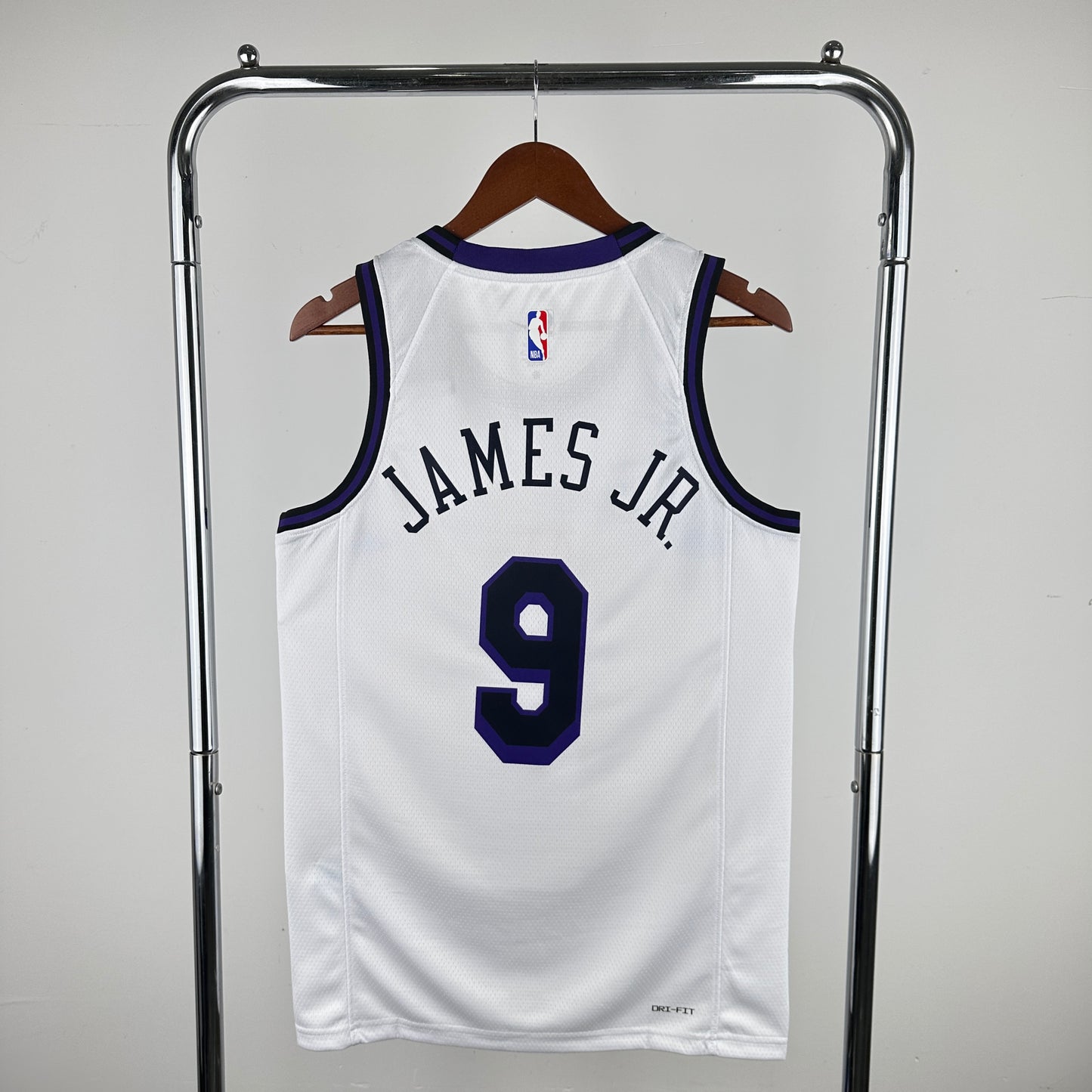NBA Los Angeles Lakers 23