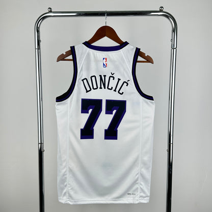 NBA Los Angeles Lakers 23
