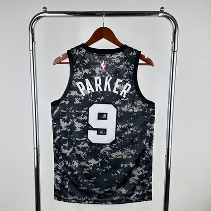 NBA San Antonio Spurs 24 (Retro Players)