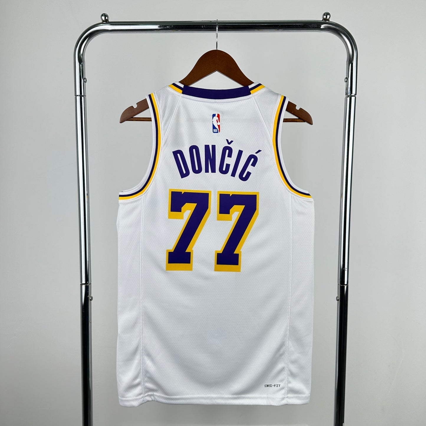 NBA Los Angeles Lakers 23 (Retro Players)