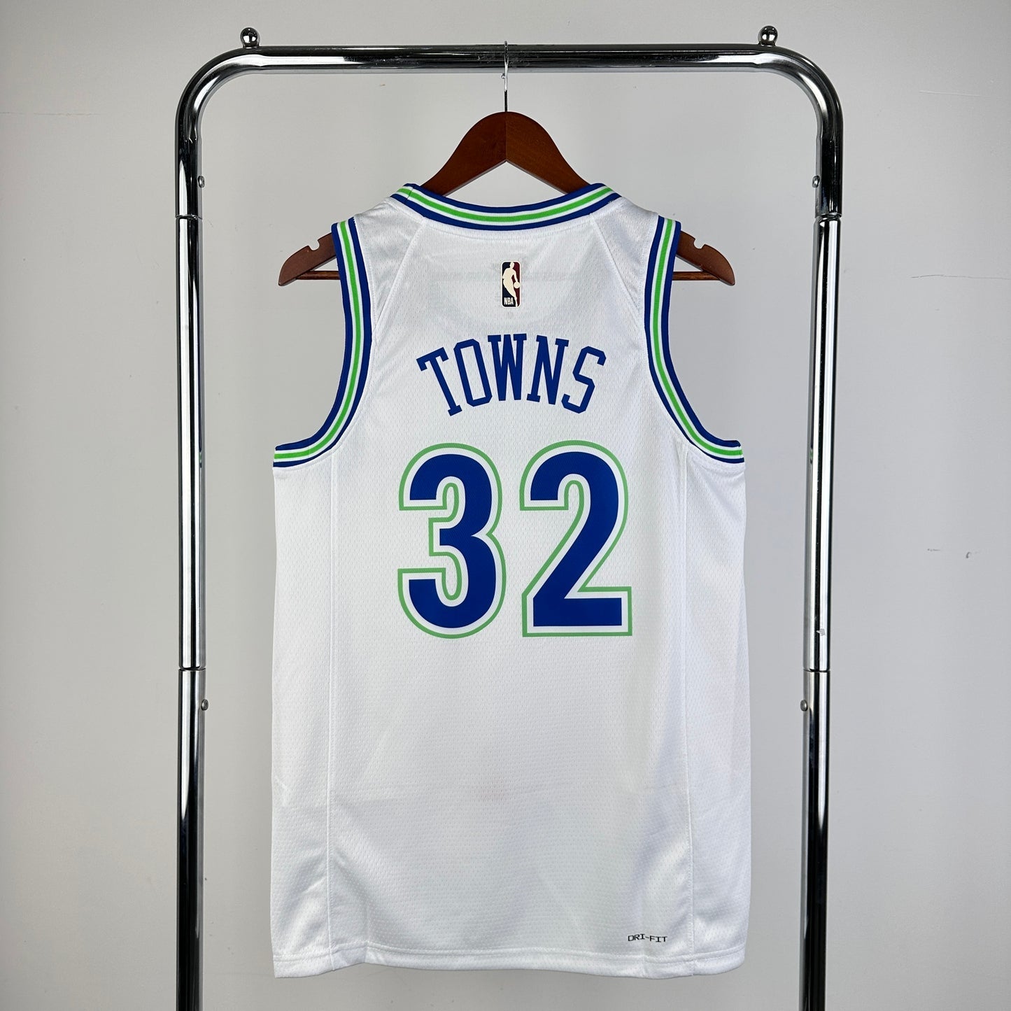 NBA Minnesota Timberwolves 24